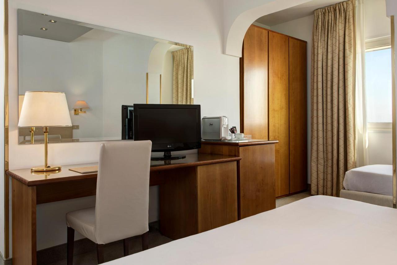 Park Hotel Brasilia 리도 디 예솔로 외부 사진