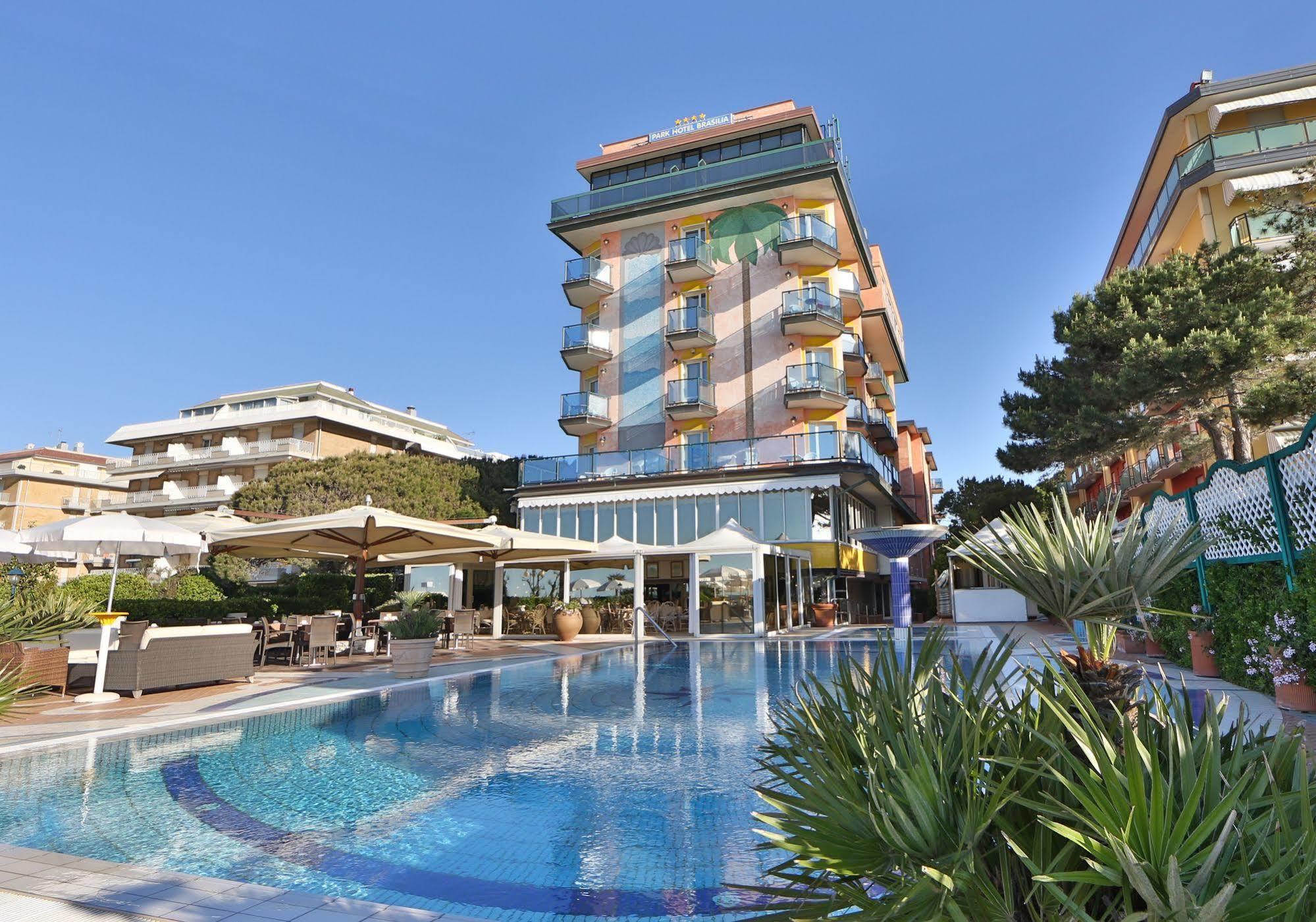 Park Hotel Brasilia 리도 디 예솔로 외부 사진