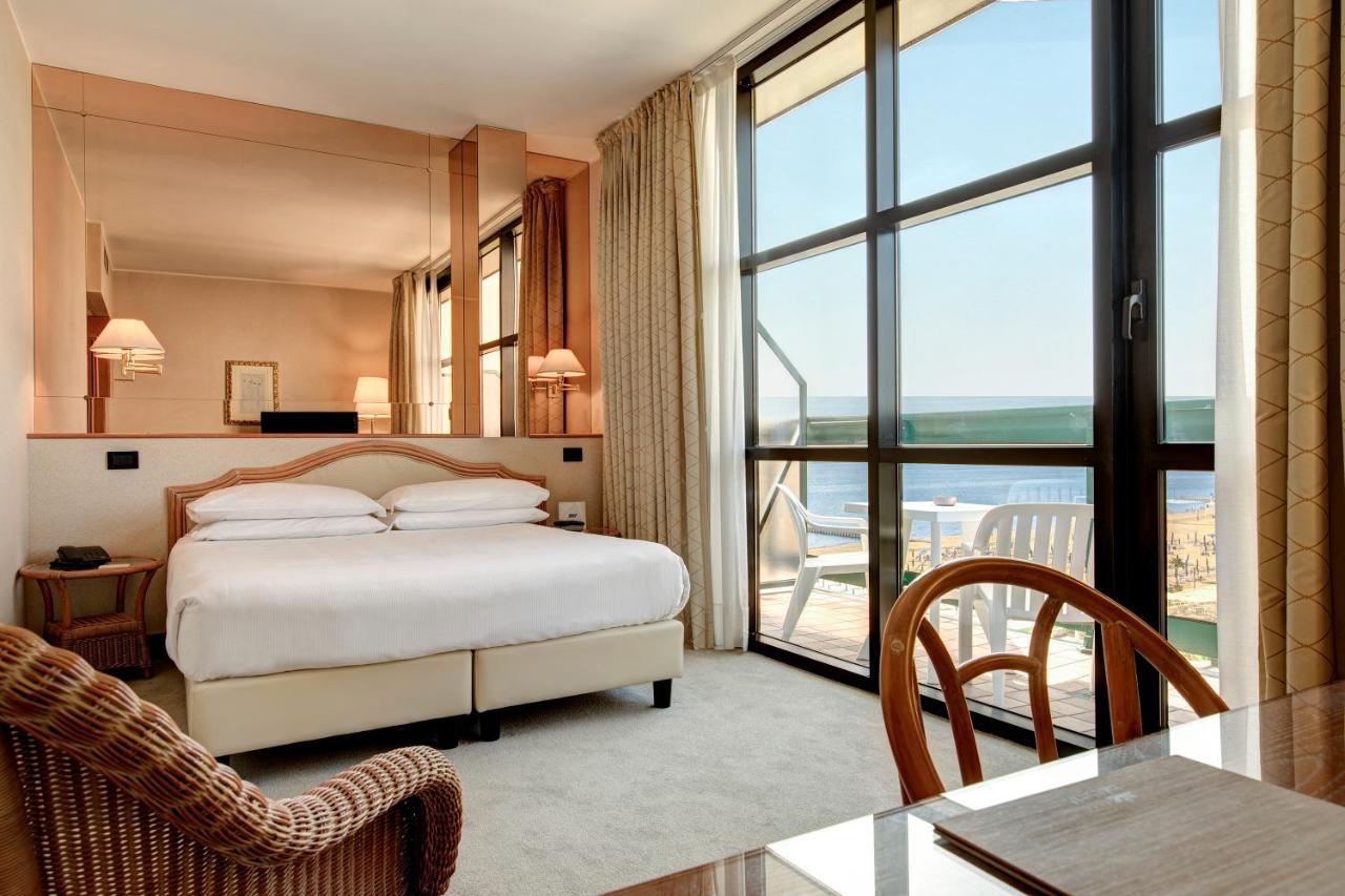 Park Hotel Brasilia 리도 디 예솔로 외부 사진